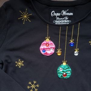 🔥3/$15 Christmas Holiday Ornament & Snowflake Top